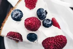 mixed-berry-pie.jpg